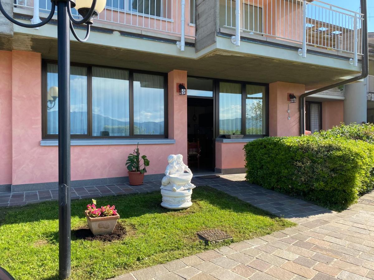 Flowers & Garden Apartment Con Vista Lago Manerba del Garda Eksteriør bilde